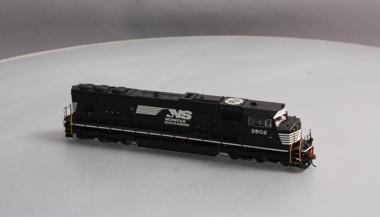 Athearn G69316 HO Norfolk Southern EMD SD75M Diesel Loco w/DCC & Sound #2802