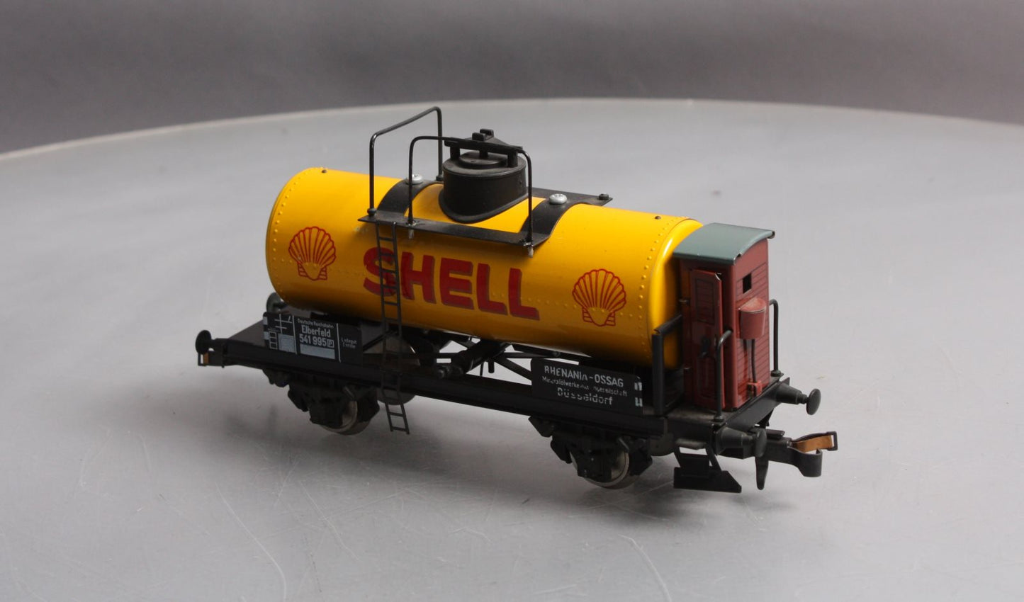 ETS 401 O Gauge Tinplate Shell Tank Car