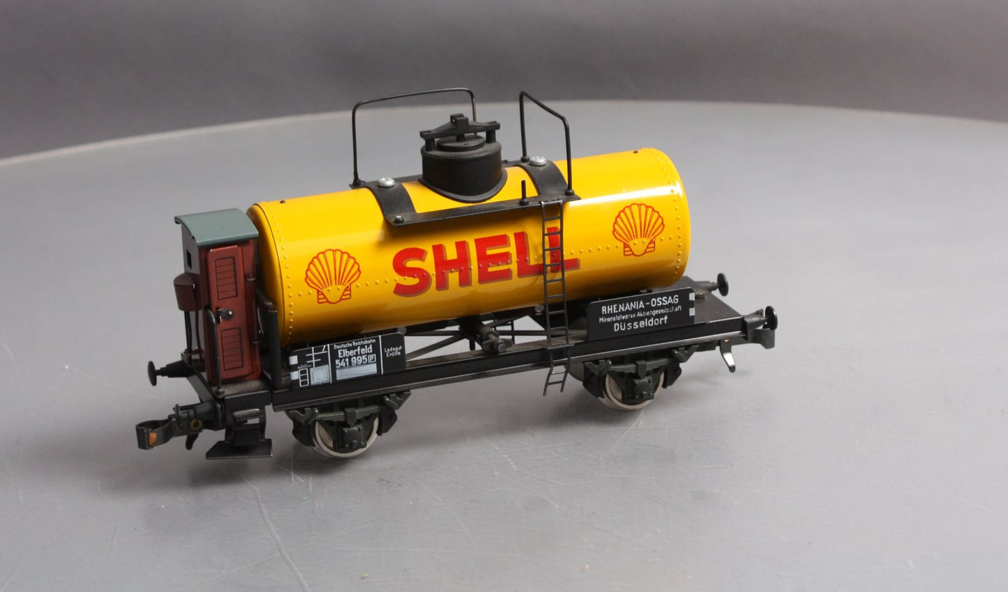 ETS 401 O Gauge Tinplate Shell Tank Car
