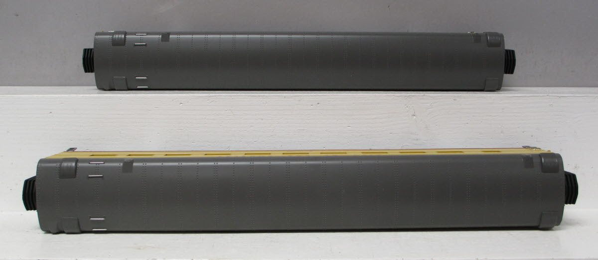 MTH 20-66036 O UP 70' Streamlined Sleeper/Diner Passenger Car Set (Set of 2) LN/Box