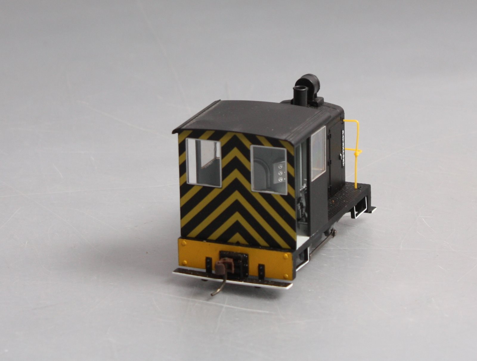 Bachmann 28195 On30 Painted & Unlettered 0-4-0 Side Rod Gas Mech