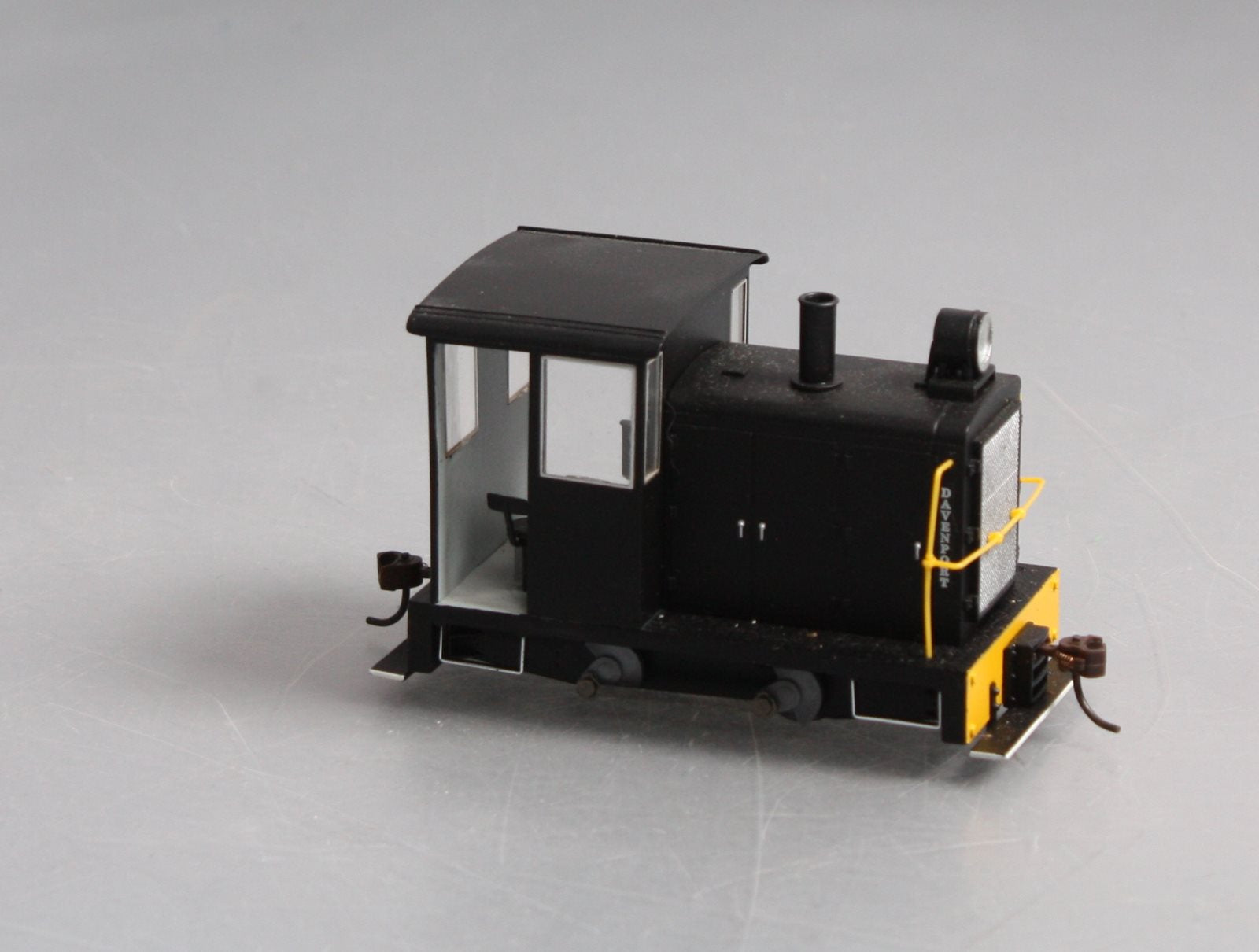 Bachmann 28195 On30 Painted & Unlettered 0-4-0 Side Rod Gas Mech