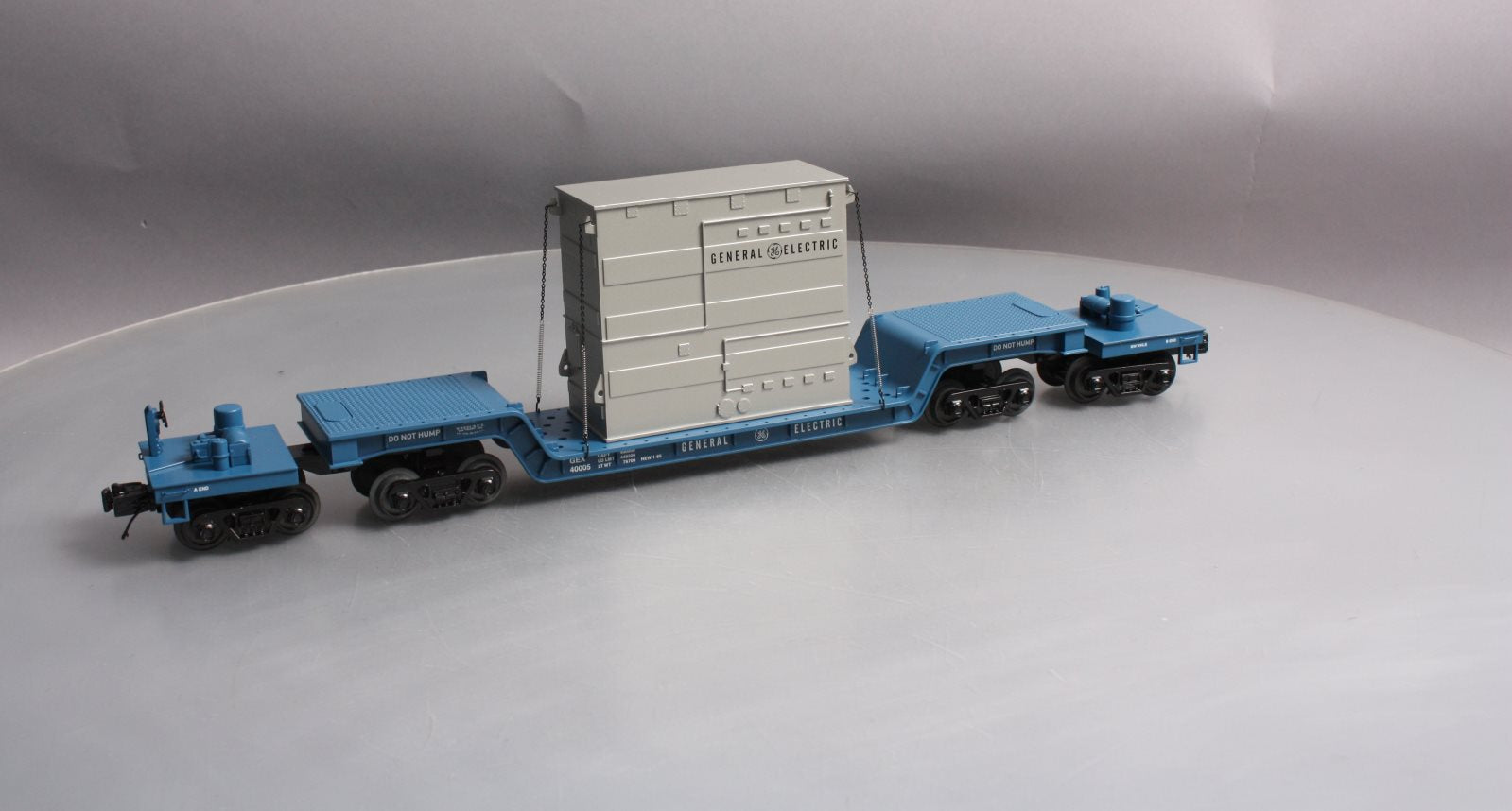 MTH 20-98990 General Electric 75' Depressed-Center Flatcar w/Transformer