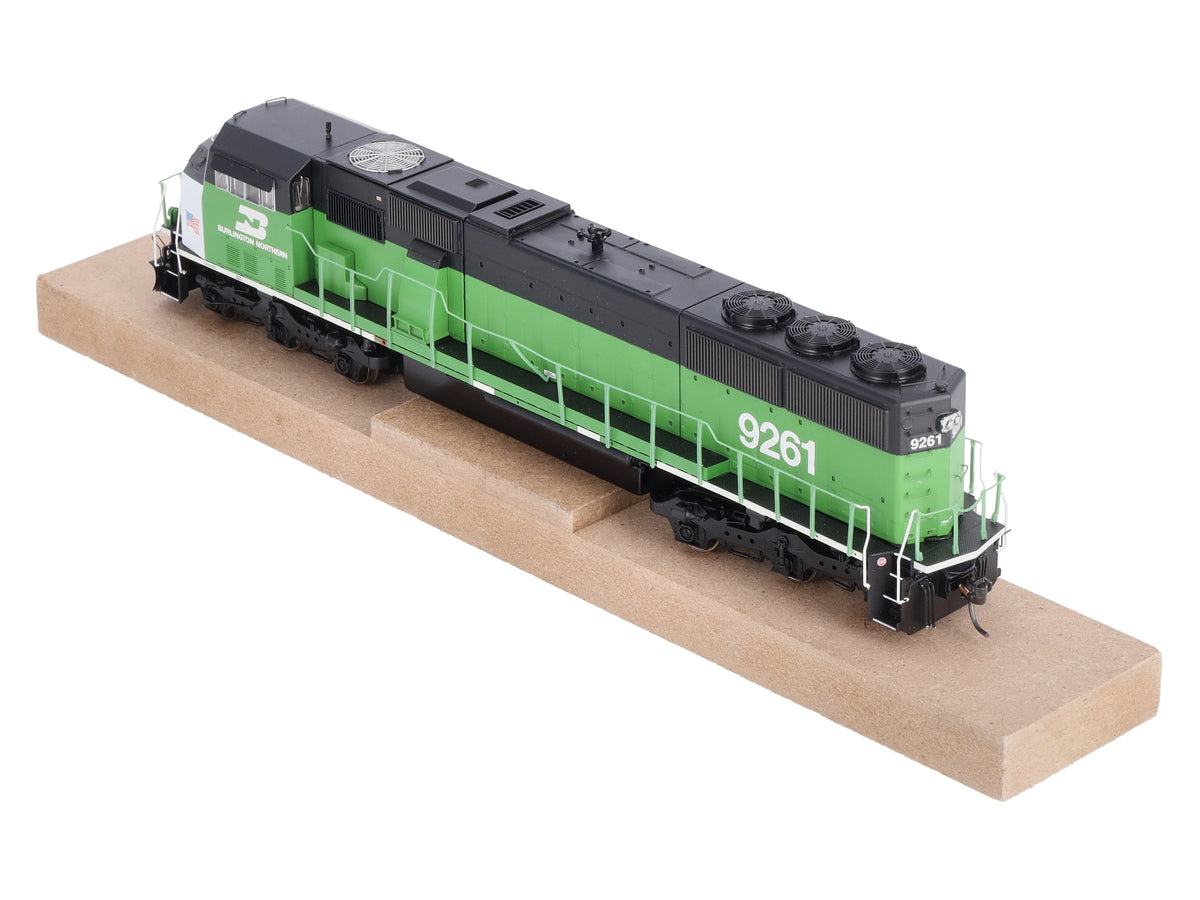 Athearn G67353 HO Scale Burlington Nortern SD60M Diesel Locomotive #9261 NIB