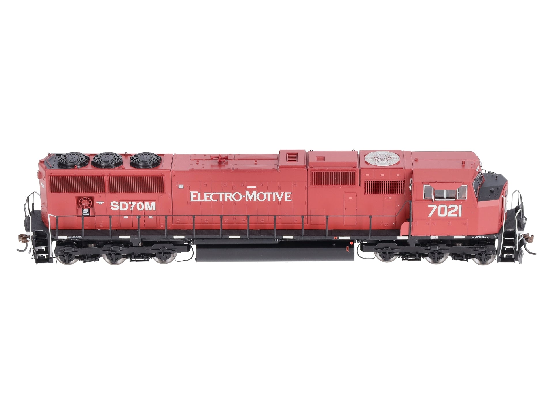 Athearn G69328 HO Electro-Motive SD70M Diesel Locomotive w/DCC & Sound #7021