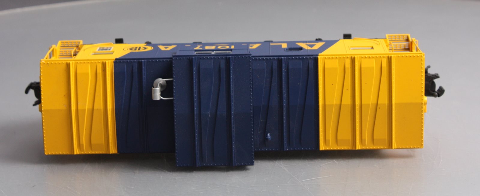 Atlas 6644-2 O Gauge Alaska Extended Vision Caboose #1087 (3 Rail) NIB