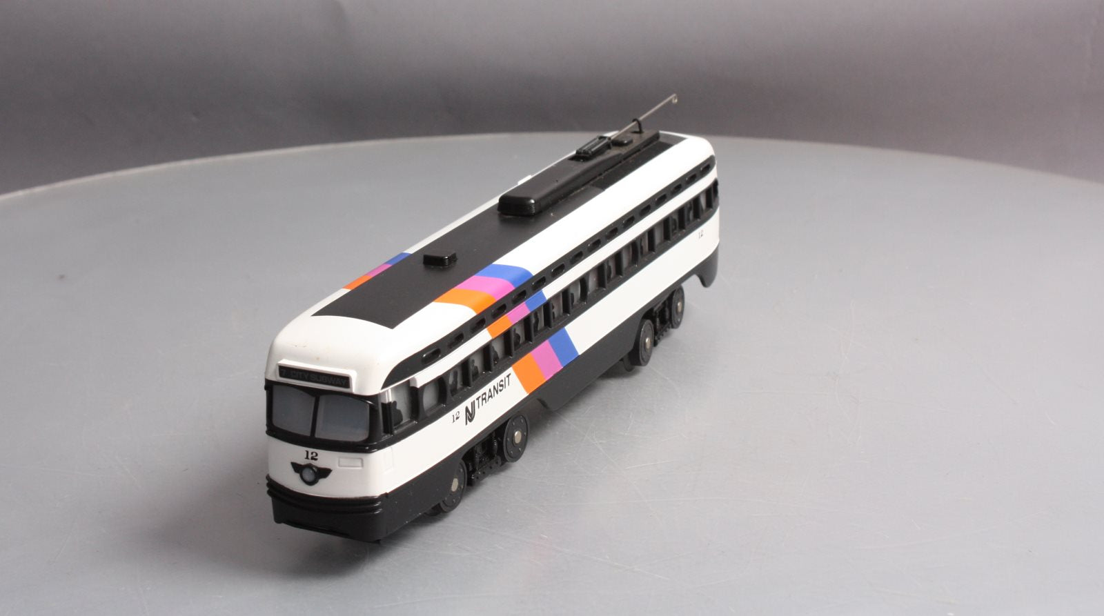 MTH 30-2524-1 O New Jersey Transit Electric Street Car w/PS2 #12 LN/Box