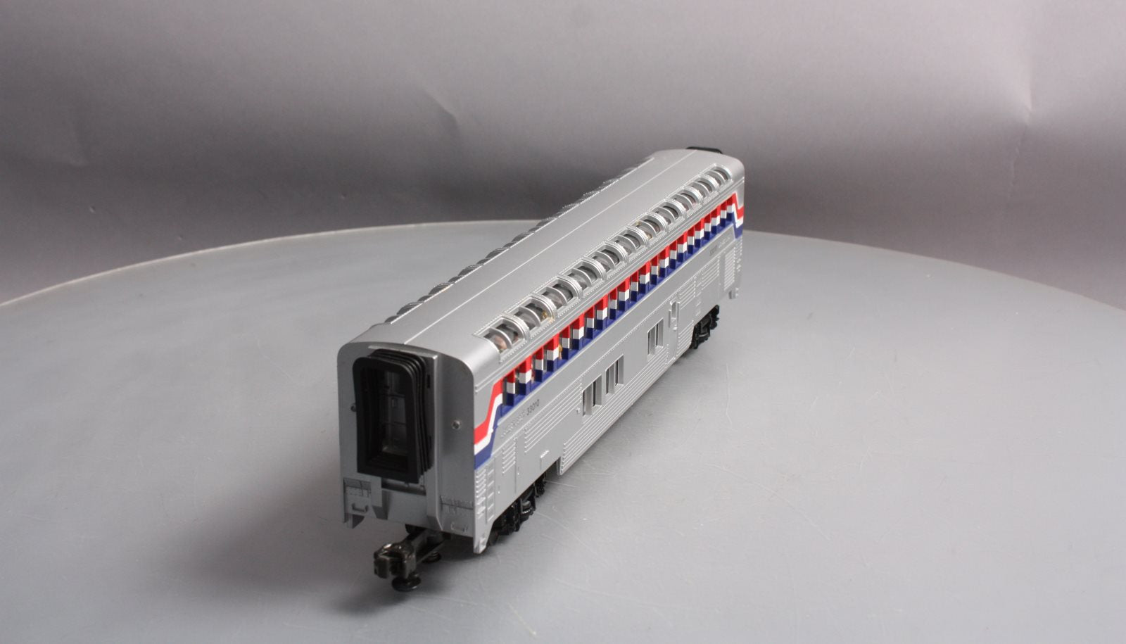 MTH O Amtrak Superliner Lounge Café Passenger Car #33010 LN