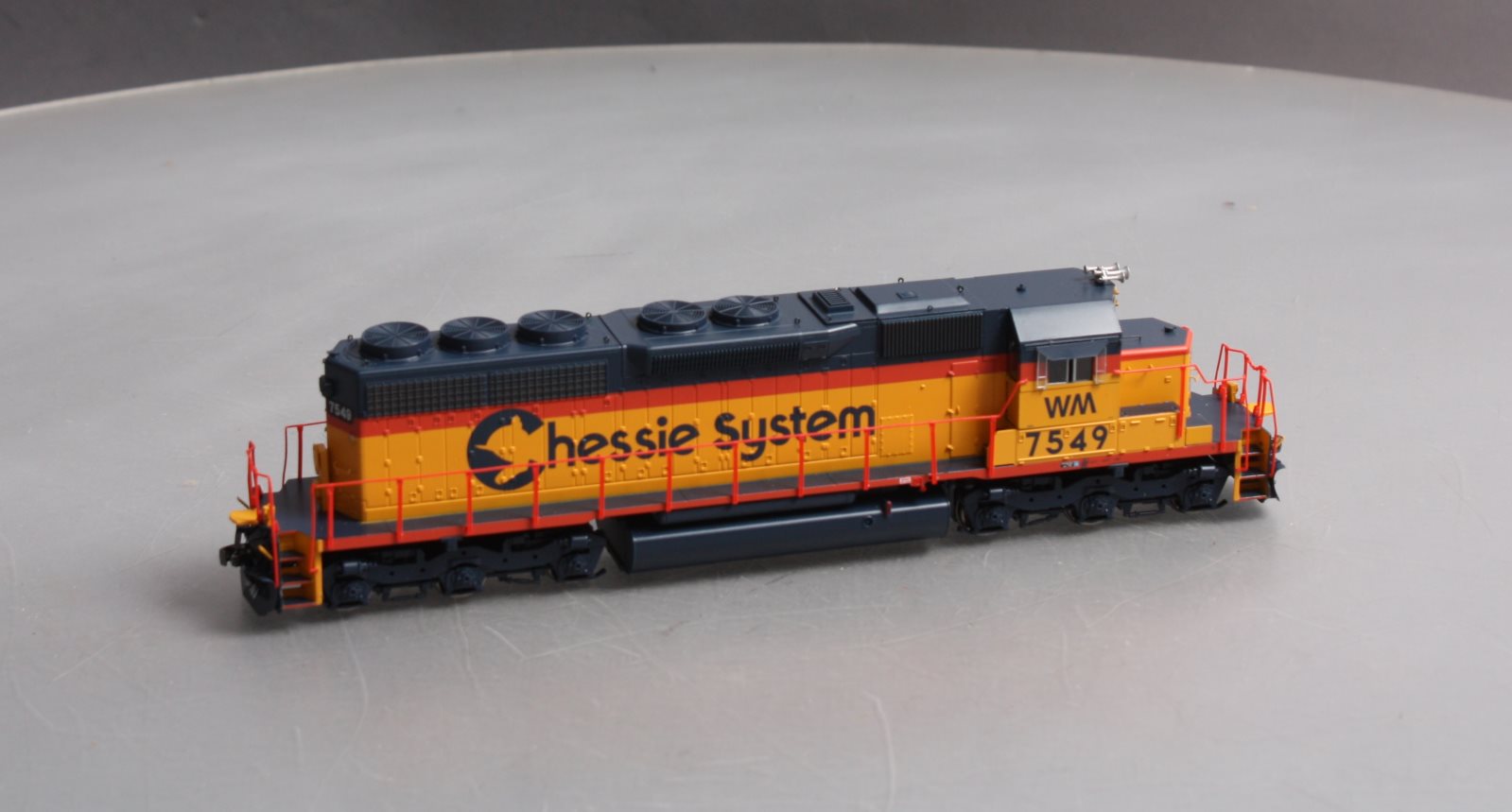 Athearn 98811 HO Chessie/WM SD40 Diesel Locomotive w/Sound/DCC #7549
