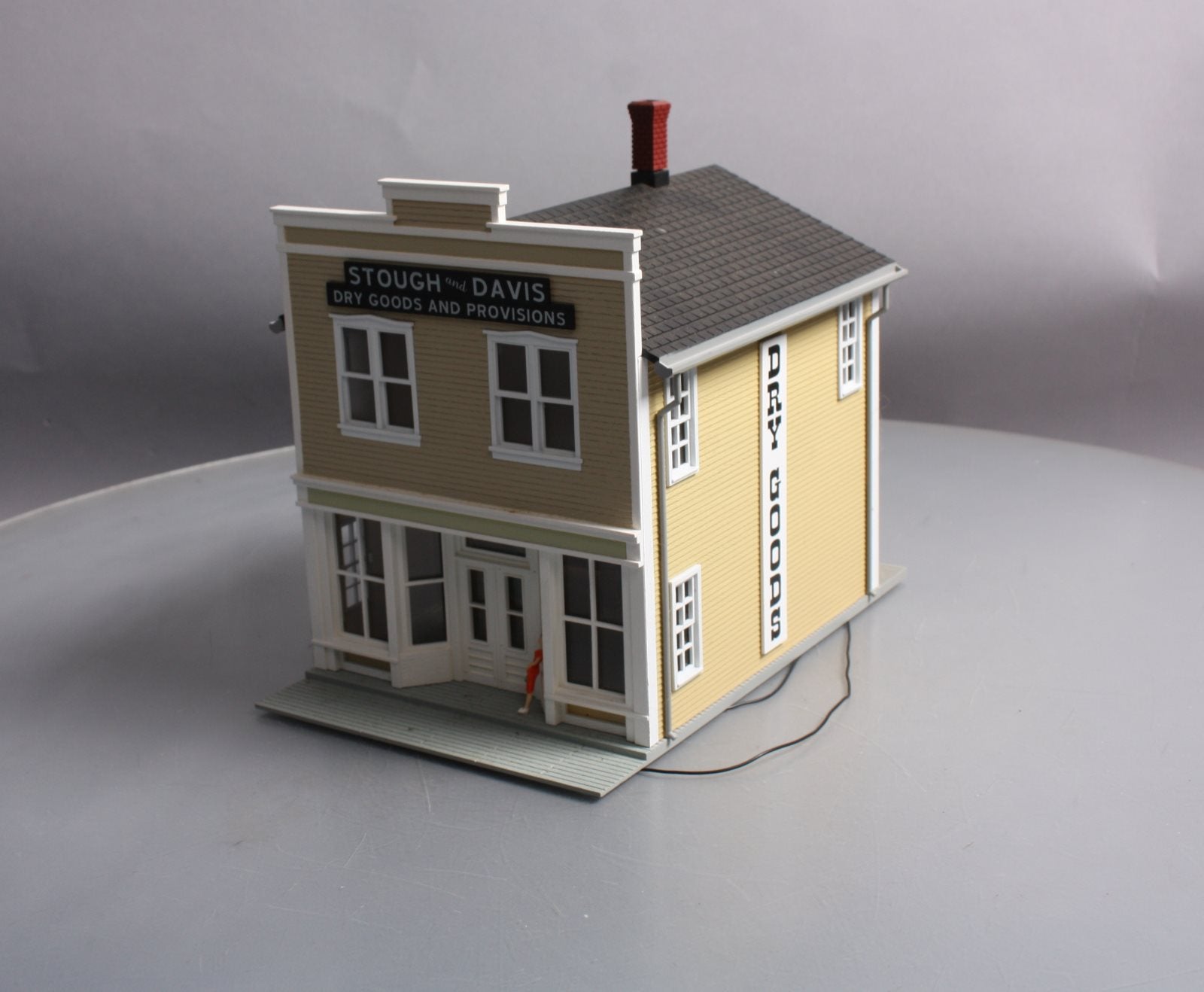 MTH 30-90164 O Gauge Stough & Davis Dry Goods 2-Story Building LN