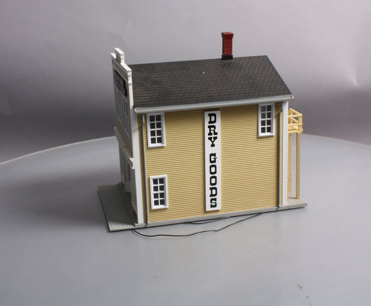 MTH 30-90164 O Gauge Stough & Davis Dry Goods 2-Story Building LN