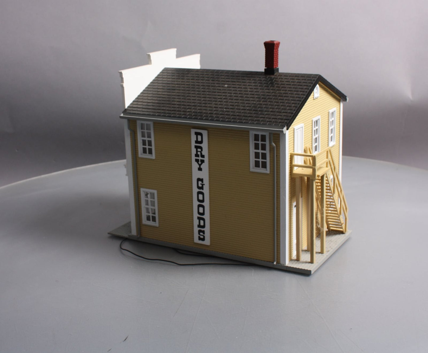 MTH 30-90164 O Gauge Stough & Davis Dry Goods 2-Story Building LN