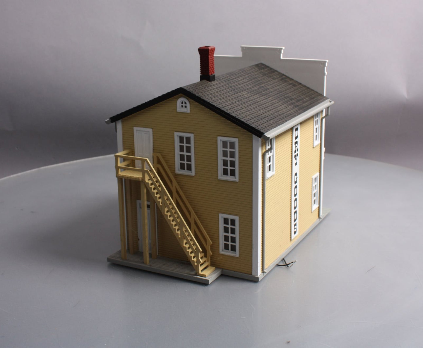 MTH 30-90164 O Gauge Stough & Davis Dry Goods 2-Story Building LN