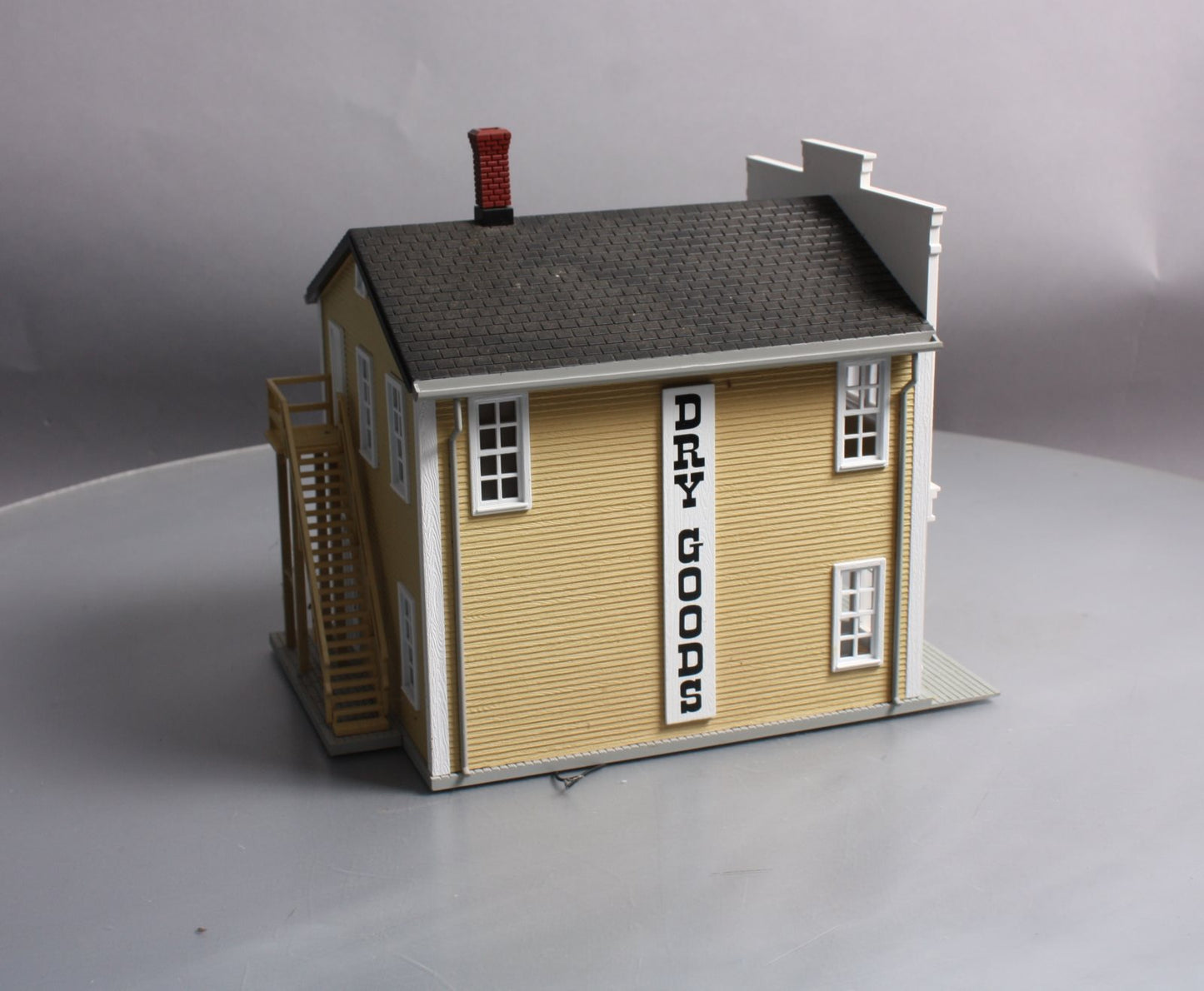 MTH 30-90164 O Gauge Stough & Davis Dry Goods 2-Story Building LN