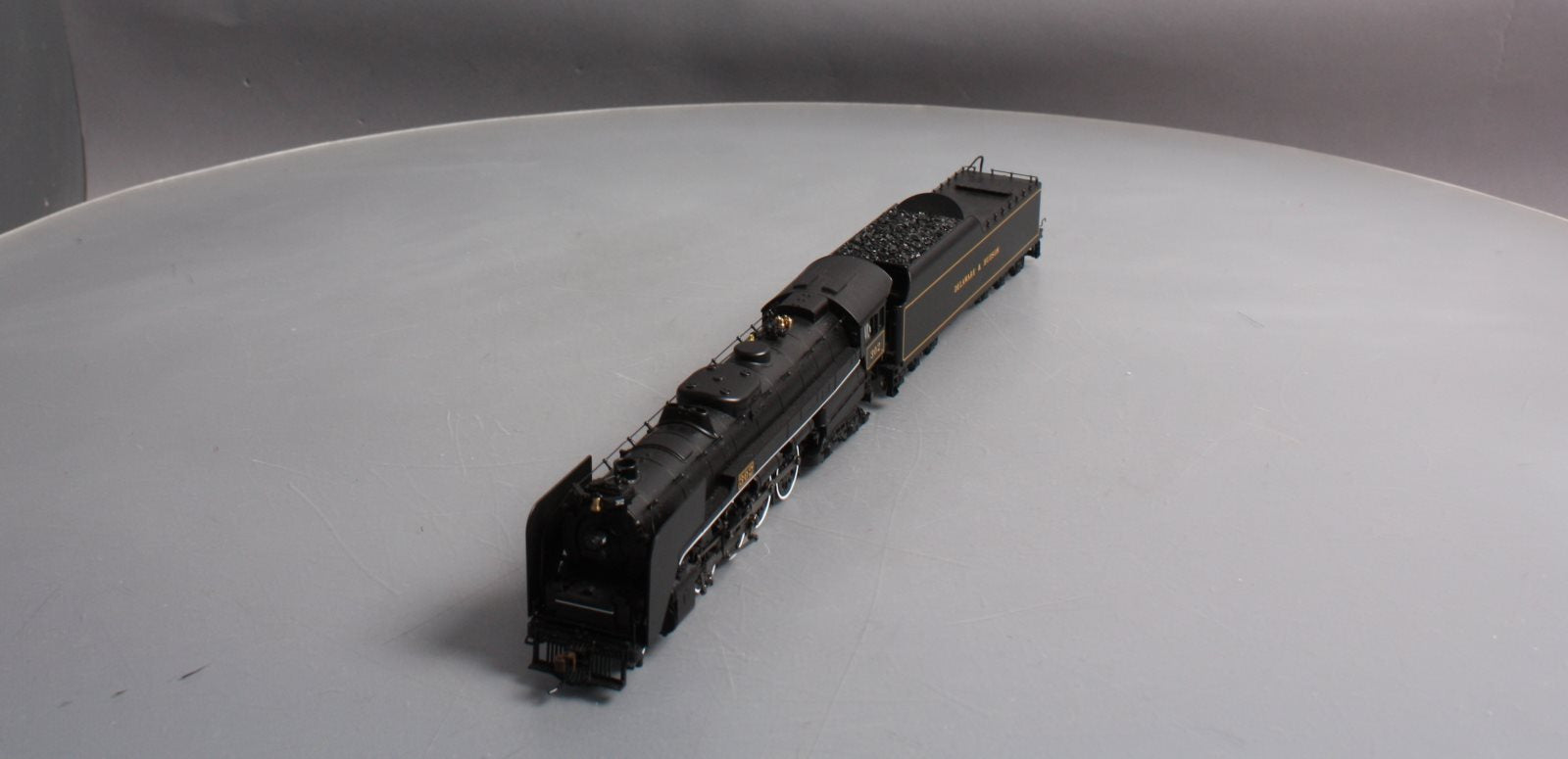 Broadway Limited 4467 HO Delaware & Hudson 4-8-4 Loco & Tender #302 w DCC