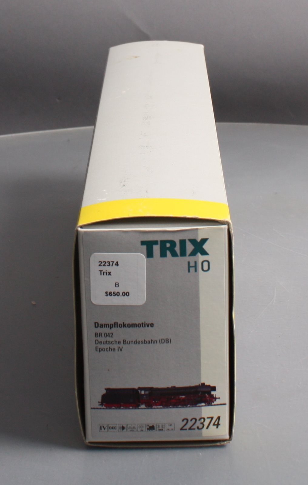 Trix 22374 HO Scale DB Class 042 2-8-2 Steam Locomotive #042096-8