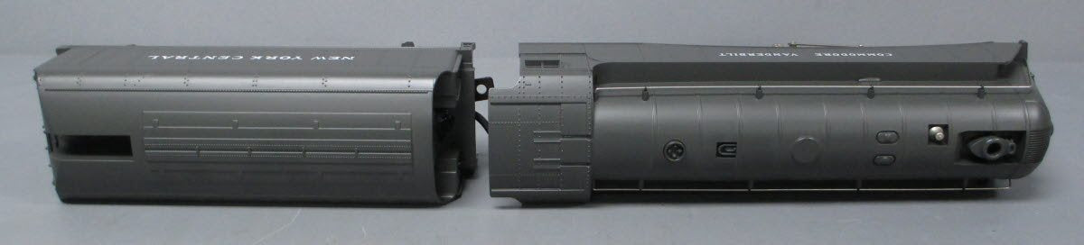 MTH 30-1133-1 O Gauge NYC 4-6-4 Commodore Vanderbilt Steam Engine w/PS1 NIB