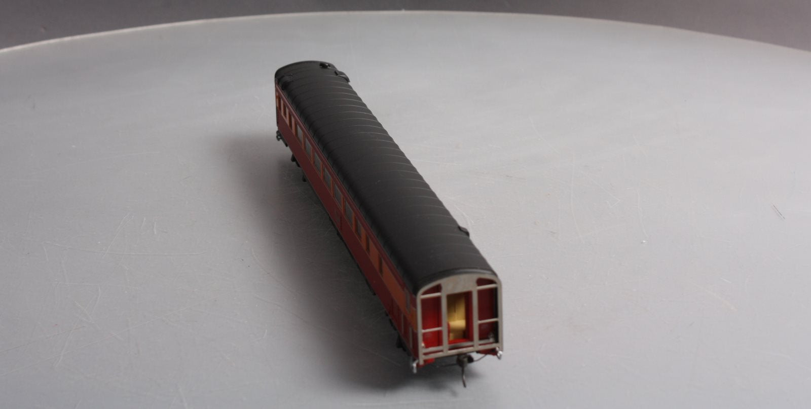 Broadway Limited 683 HO Southern Pacific Morning Daylight Single Chair Car #2485