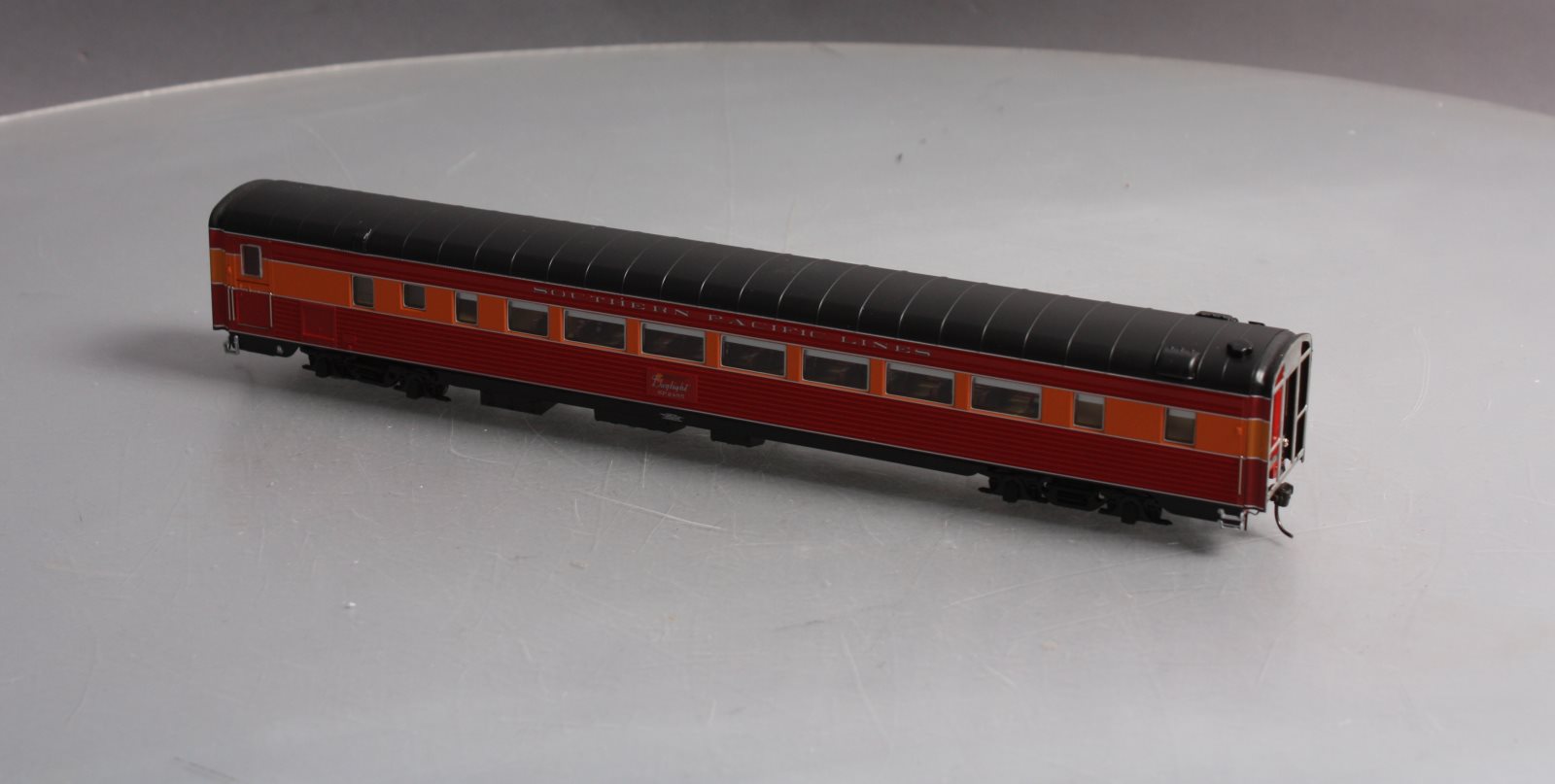 Broadway Limited 683 HO Southern Pacific Morning Daylight Single Chair Car #2485