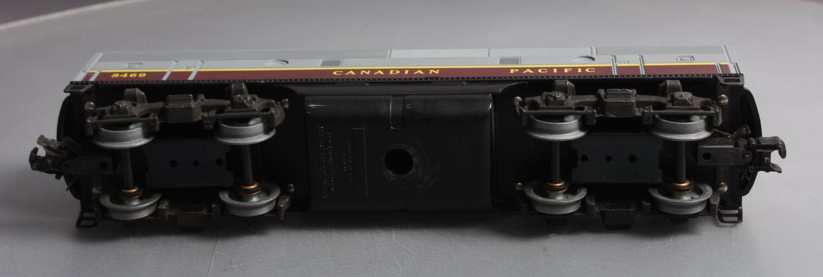 Lionel 6-8469 O Gauge Canadian Pacific F3 B-Unit Non-Powered Diesel Locomotive EX