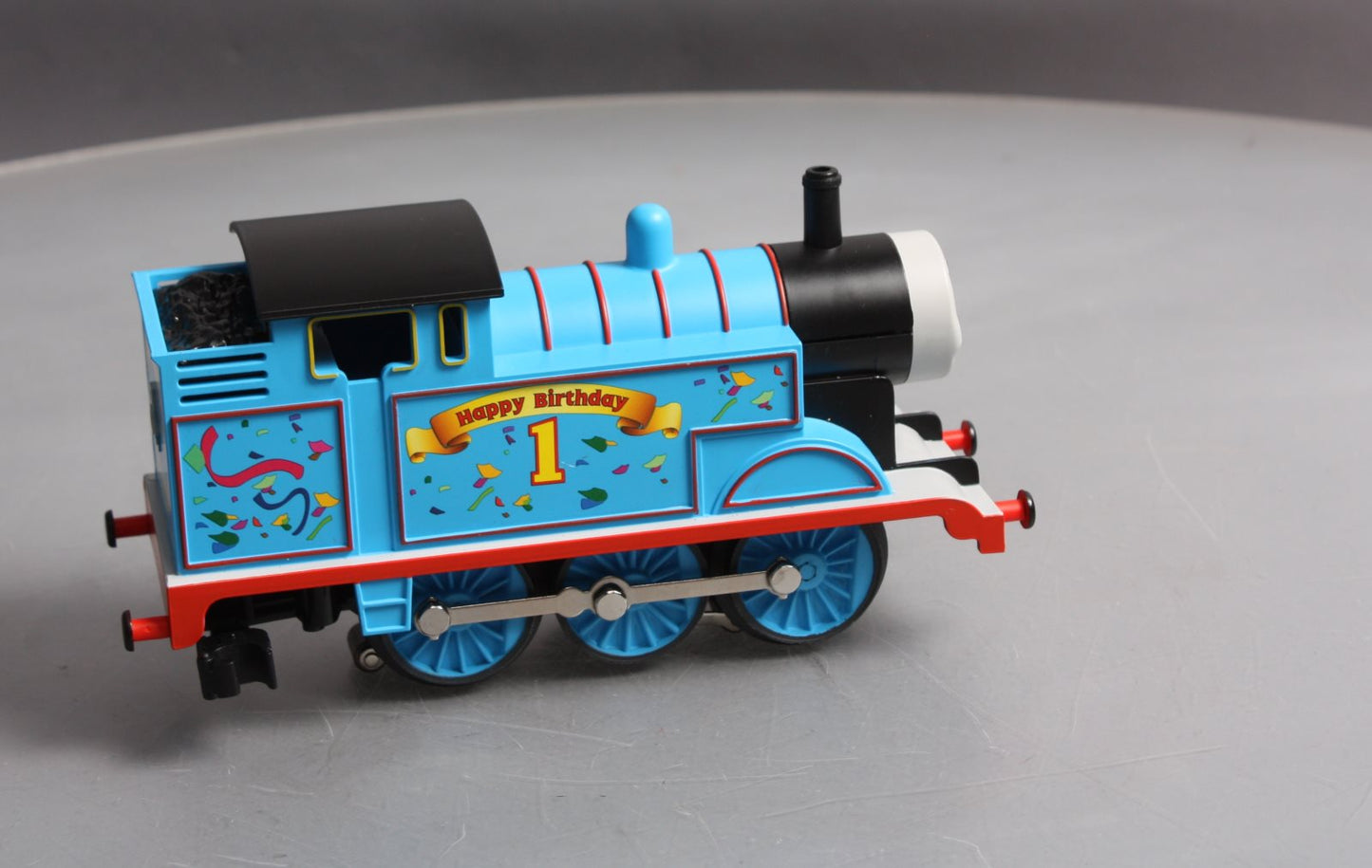 Lionel 6-83504 O Birthday Thomas with LionChief Remote
