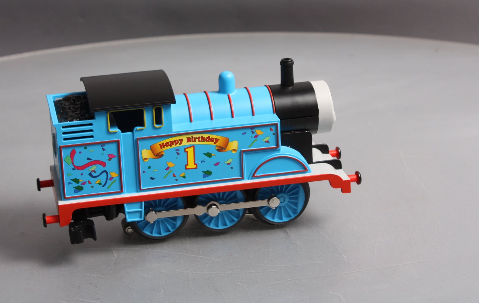 Lionel 6-83504 O Birthday Thomas with LionChief Remote