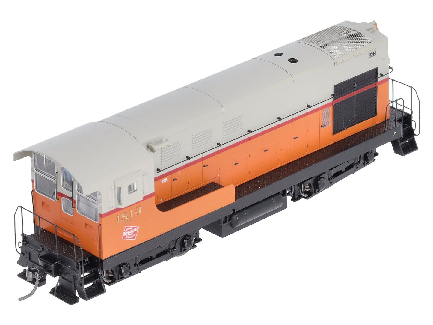 Walthers 920-47826 HO Milwaukee Road Fairbanks-Morse H10-44 - Standard DC #1813