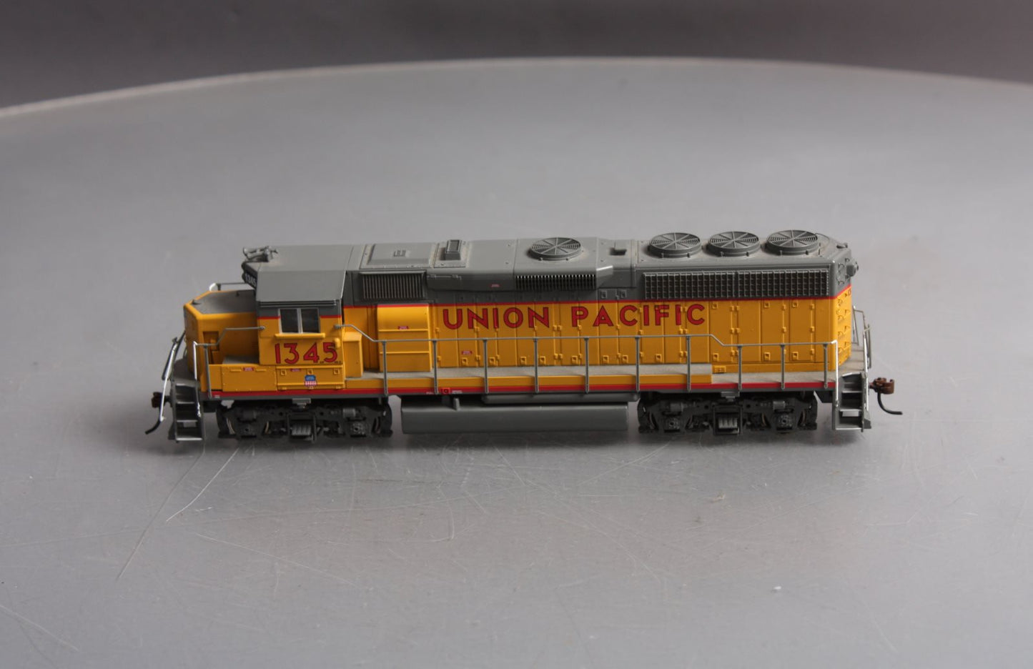 Athearn 89758 HO Union Pacific Ready to Run GP40-2 Diesel Locomotive #1345 MT/Box