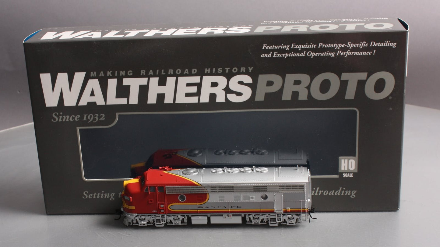 Walthers 920-47922 HO ATSF F7 A Diesel Locomotive Standard DC #307L