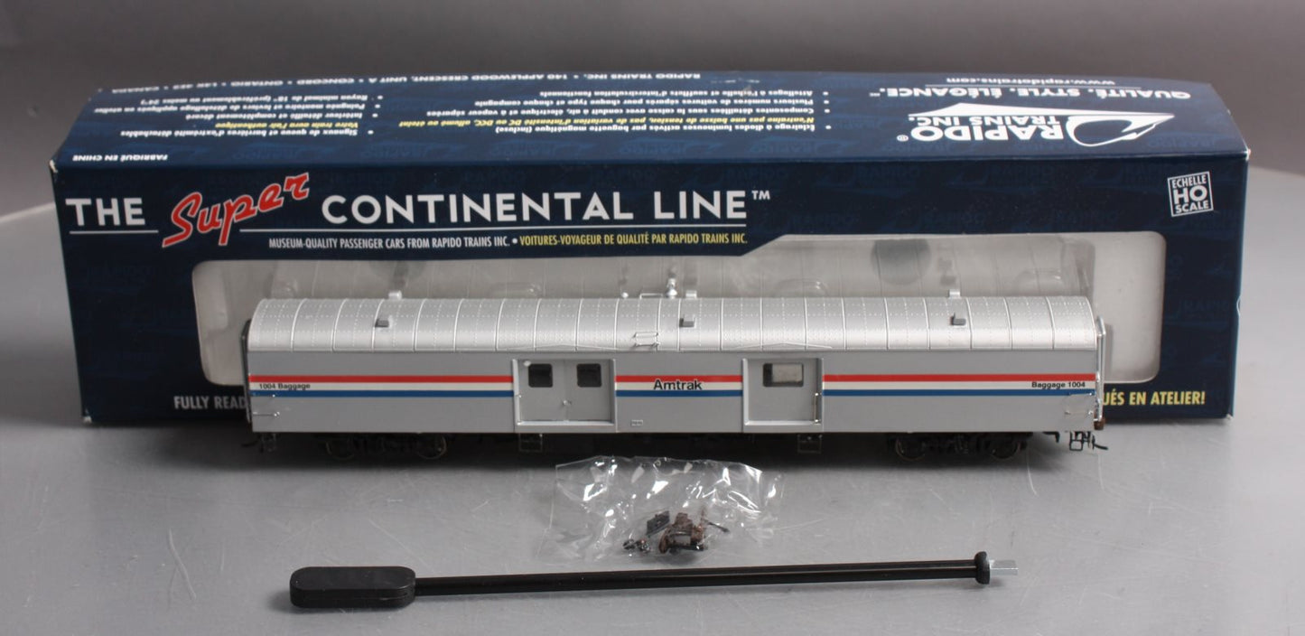 Rapido Trains 106028 HO Amtrak 73' 6" Smooth Side Baggage-Express Car #1004