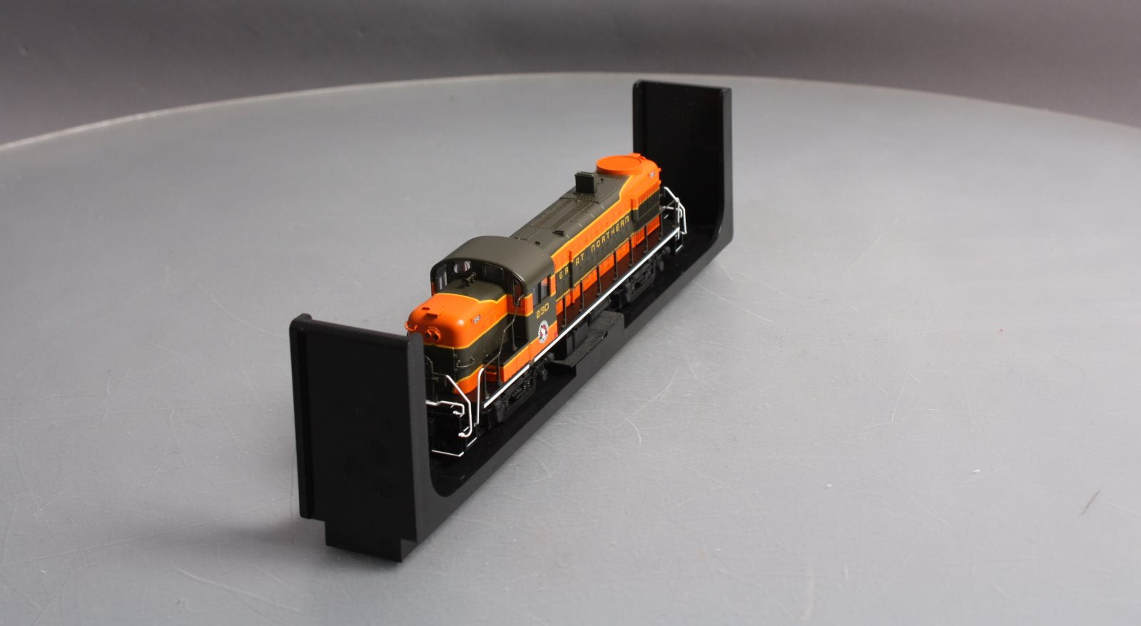 Atlas 10001957 HO GN Alco RS3 Water-Cooled Exhaust Diesel Loco w/Snd & DCC #230