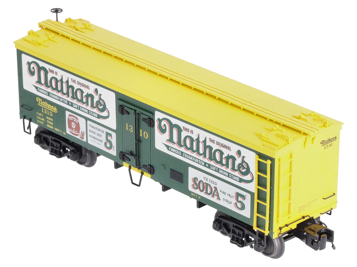 MTH 20-94534 O Gauge Nathan's Woodsided Reefer Car #1310 LN/Box