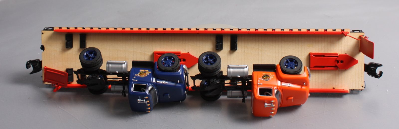 Lionel 6-58254 O Gauge LCCA 2015 P&W PS-4 Flatcar with 2 Tractor Cabs LN/Box