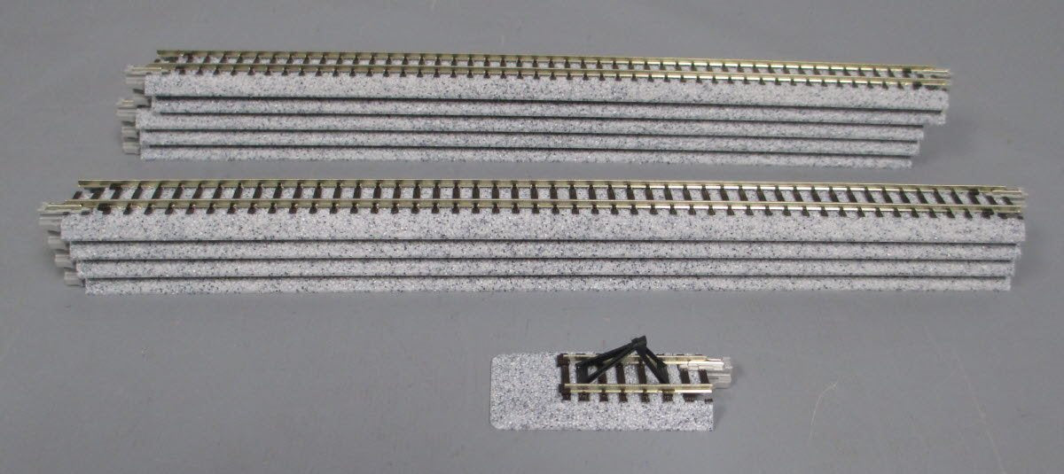 Kato 106-088 N Union Pacific City of Los Angeles Passenger Car (Set of 11) EX/Box