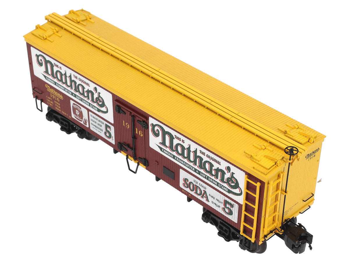 MTH 20-94535 O Gauge Nathan's Woodsided Reefer Car #1916 LN/Box