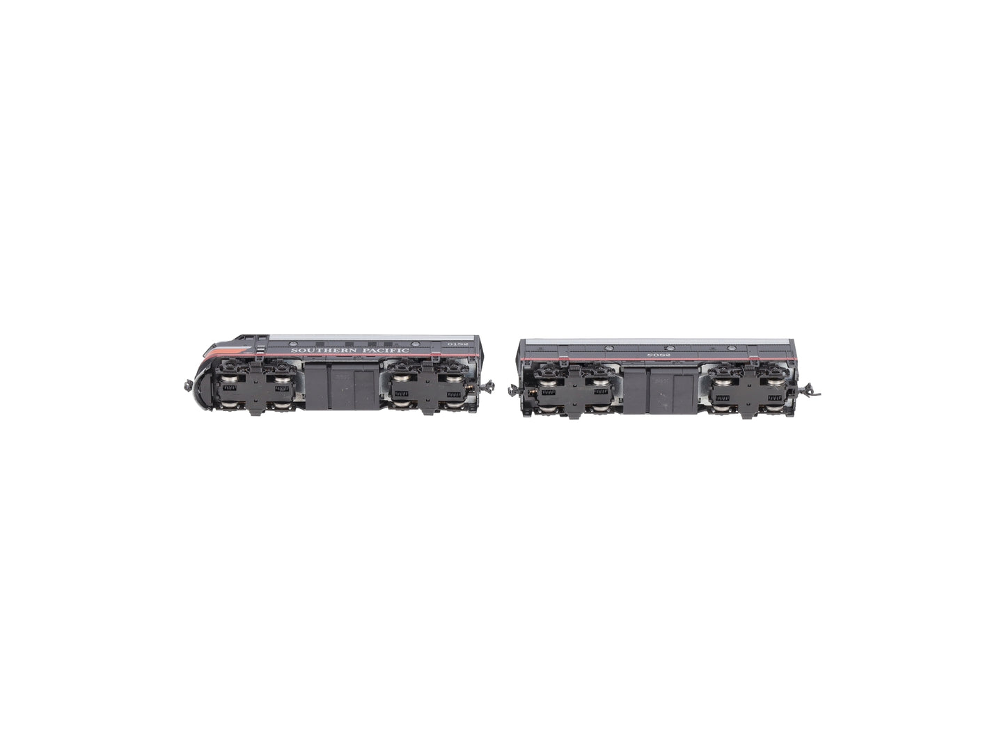 Kato 106-0427 N Southern Pacific EMD F7 A/B Diesel Locomotive #6182/8082