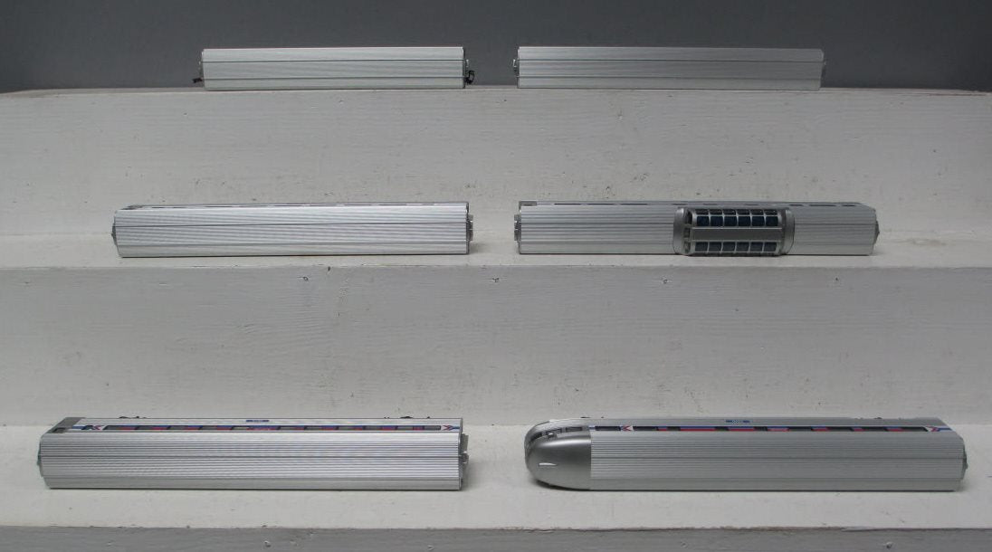 Marklin 43600 HO Scale Amtrak Streamliner Passenger Set (Set of 6) LN/Box
