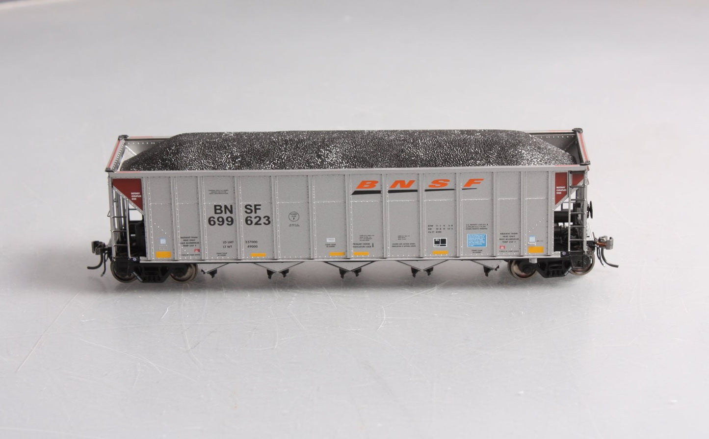 Rapido Trains 169004 HO BNSF Wedge Scheme AutoFlood III Coal Hopper #6