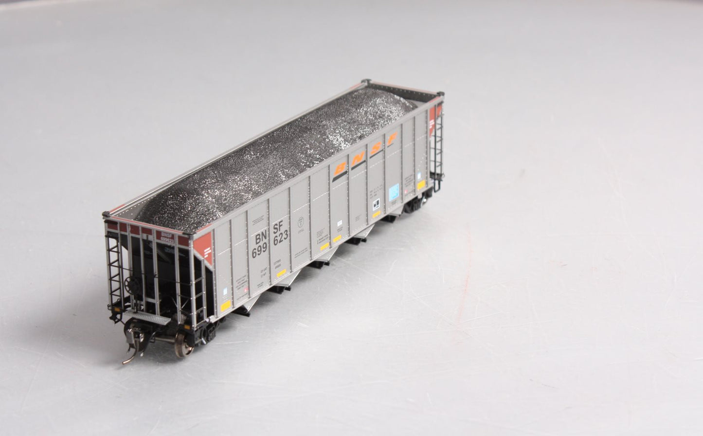 Rapido Trains 169004 HO BNSF Wedge Scheme AutoFlood III Coal Hopper #6