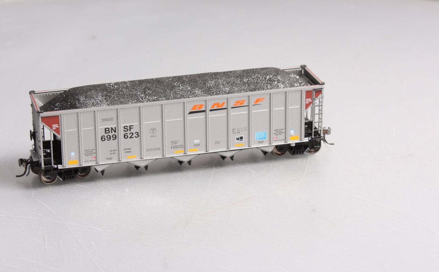 Rapido Trains 169004 HO BNSF Wedge Scheme AutoFlood III Coal Hopper #6