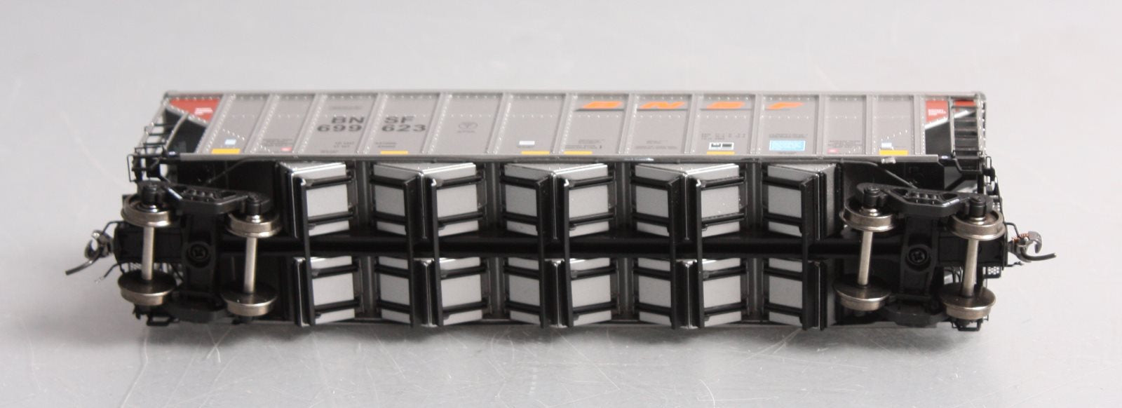Rapido Trains 169004 HO BNSF Wedge Scheme AutoFlood III Coal Hopper #6