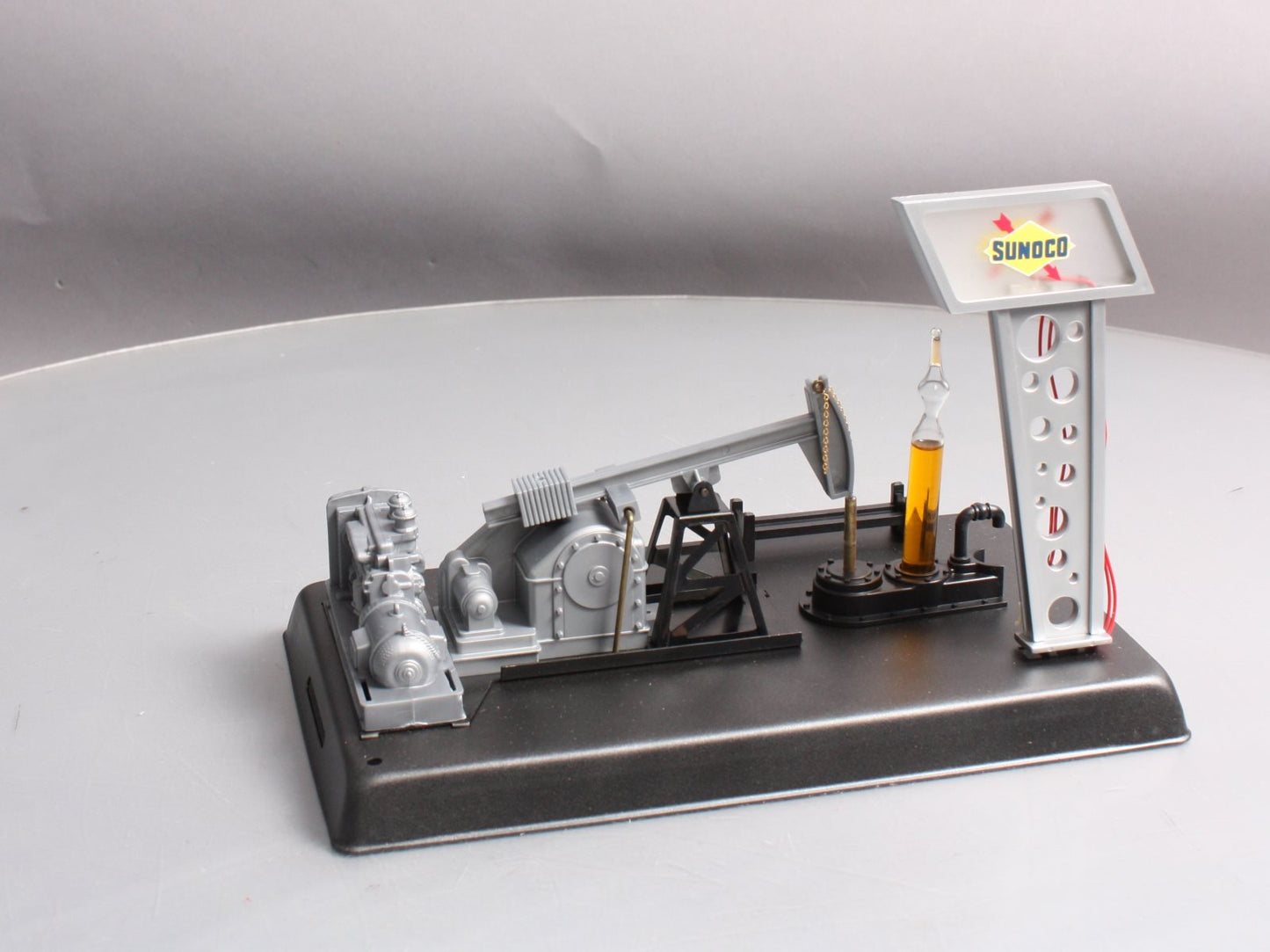 Lionel 6-12945 O Gauge Sunoco Animated Pumping Station #457 LN/Box
