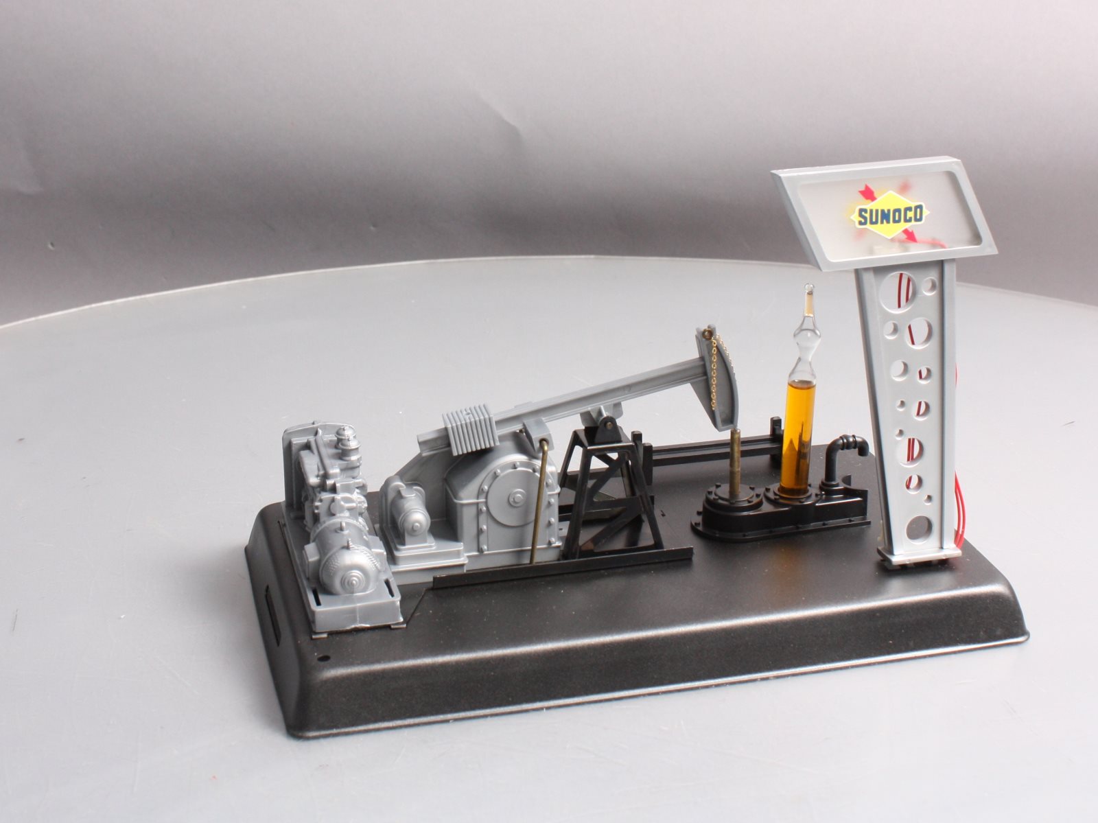 Lionel 6-12945 O Gauge Sunoco Animated Pumping Station #457 LN/Box