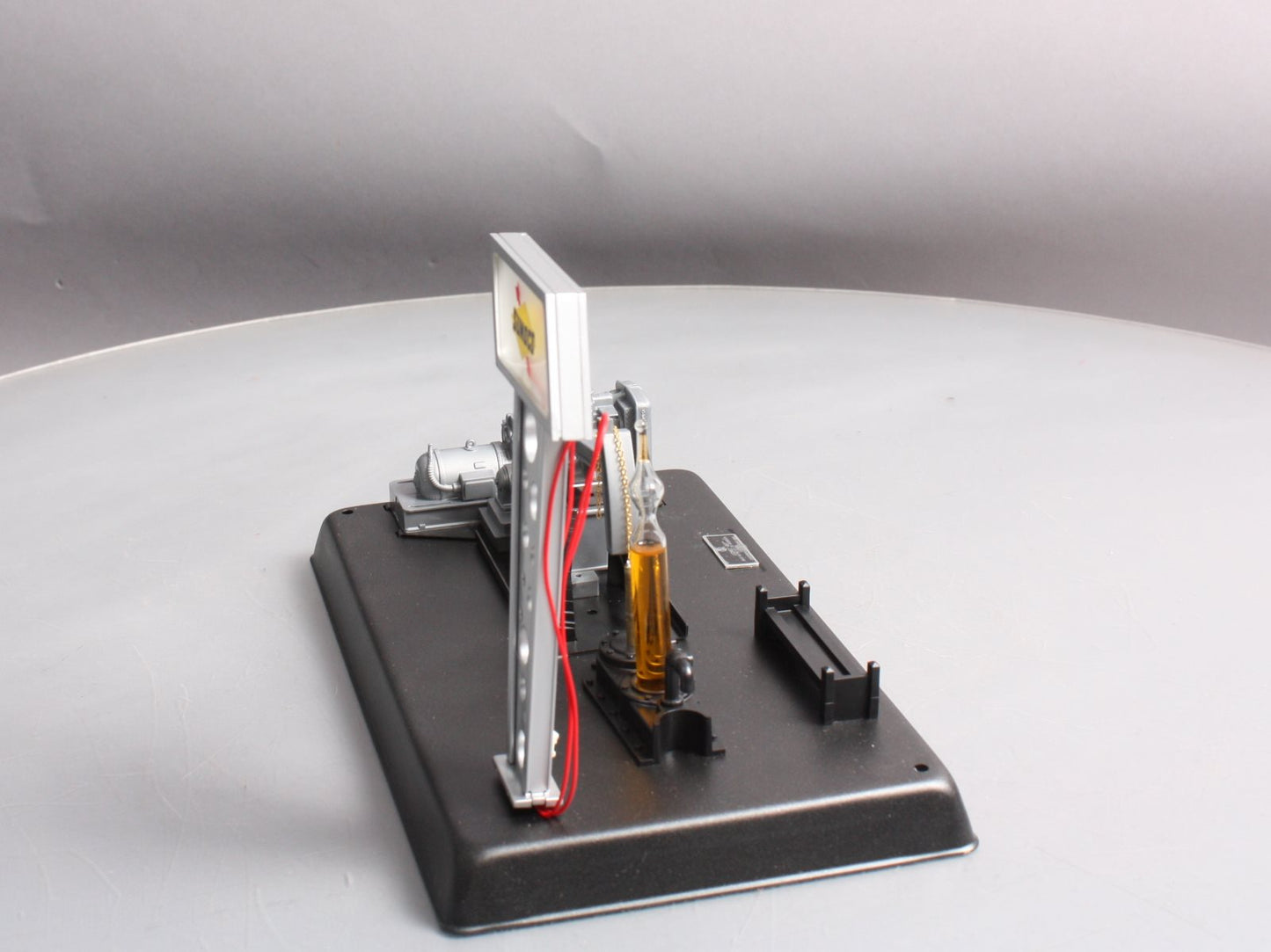 Lionel 6-12945 O Gauge Sunoco Animated Pumping Station #457 LN/Box