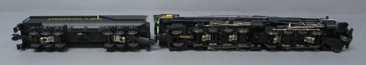 Lionel 6-38058 Chesapeake & Ohio 2-8-8-2 H-7 Steam Locomotive & Tender #1580 LN/Box