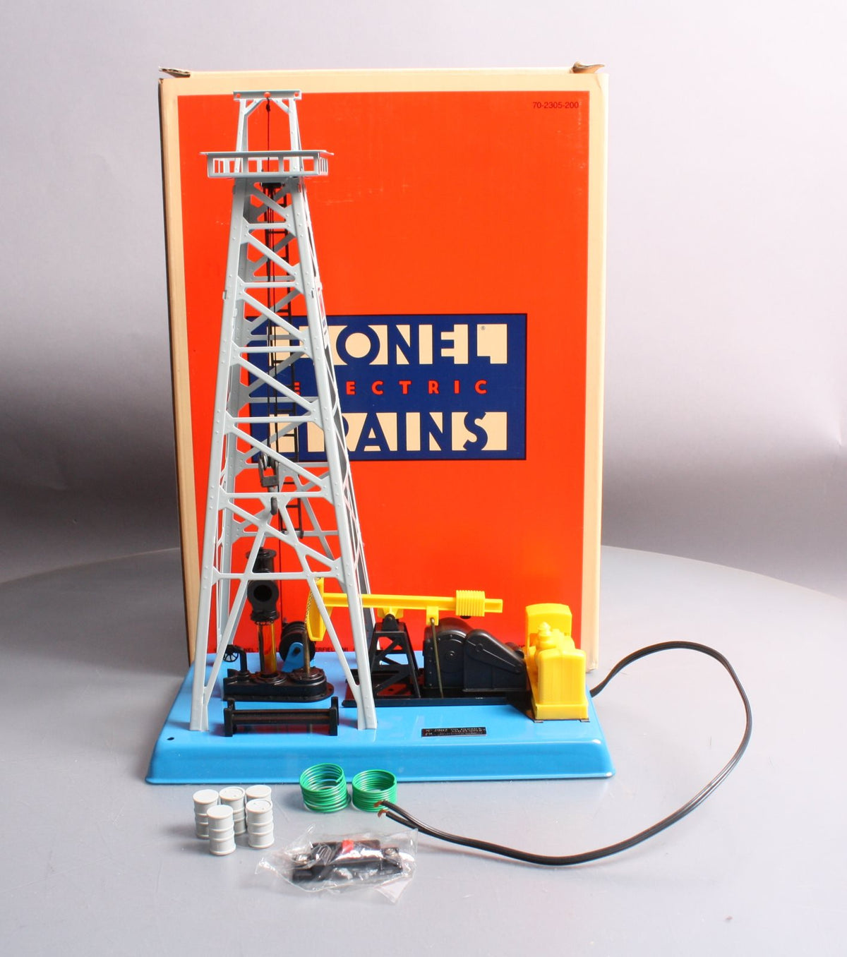 Lionel 6-12902 O Gauge Marathon Oil Derrick NIB