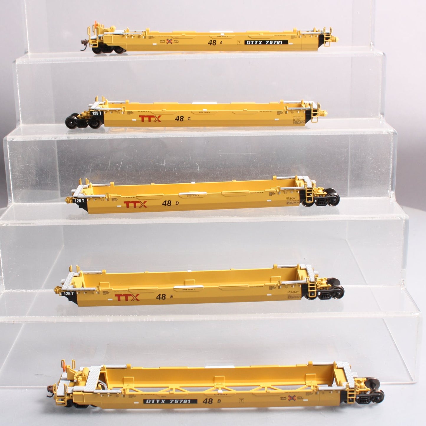 Athearn 15604 HO Scale Trailer Train Maxi III Well Cars #75781 5-Car Set LN/Box