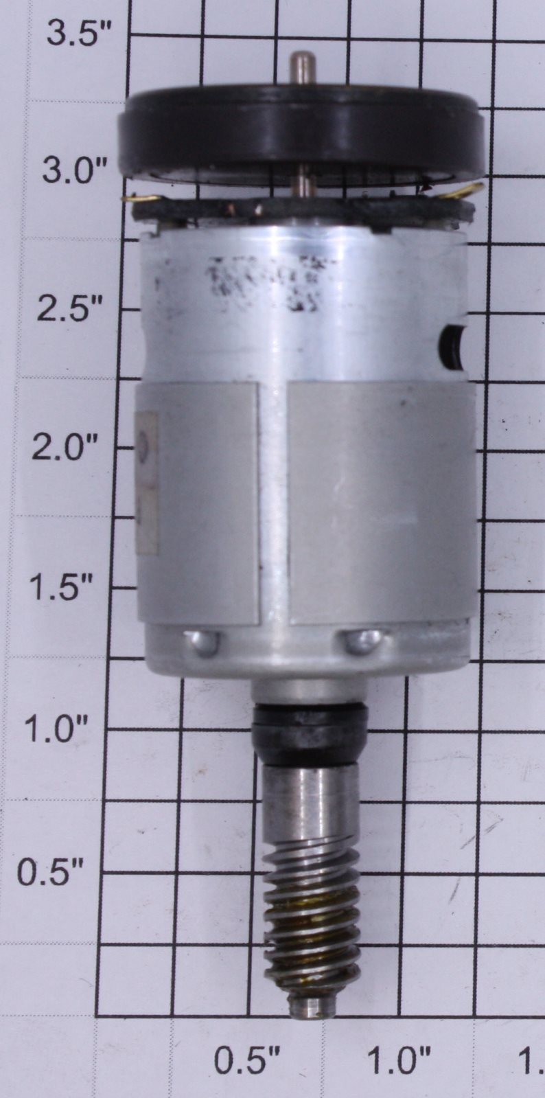 Lionel 6208201102 DC Motor with Flywheel and Sensor