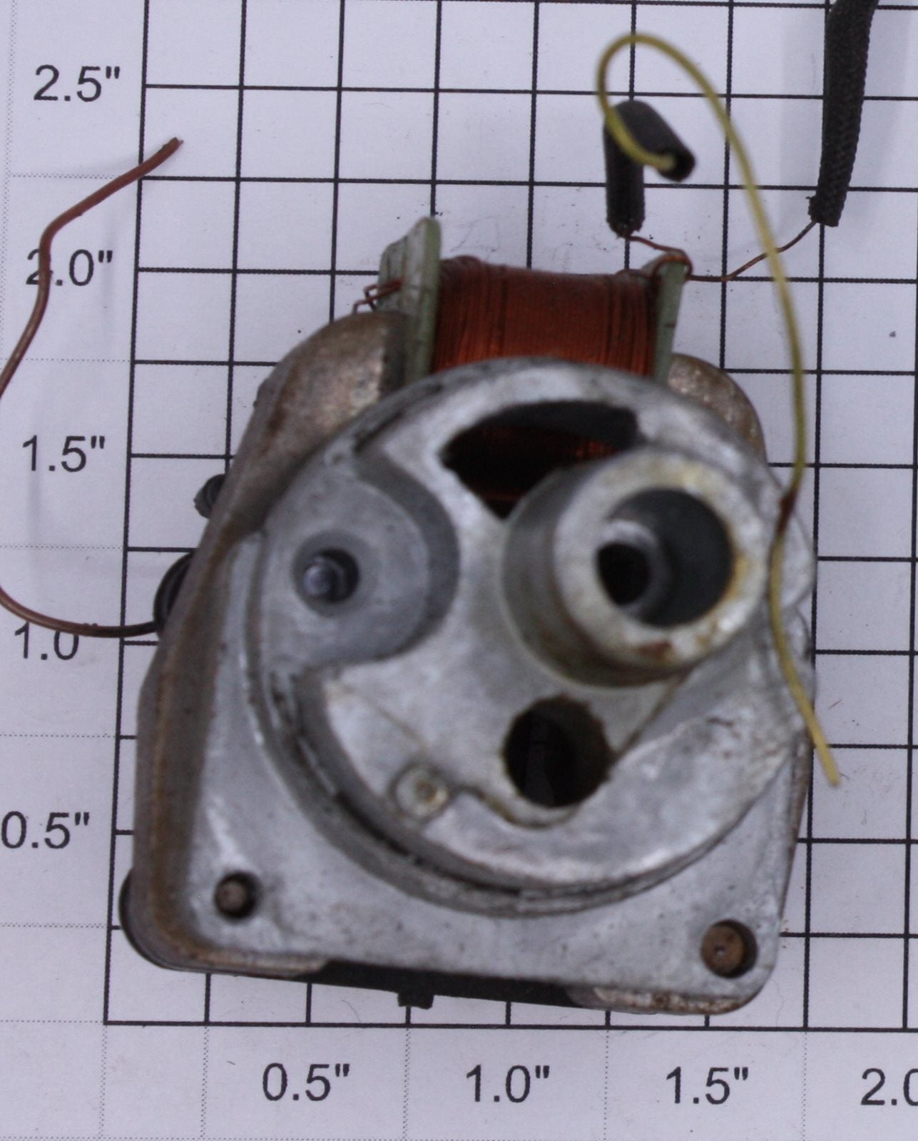 Lionel 3360-46 Burro Crane Motor, Field, and Brush Plate Assembly