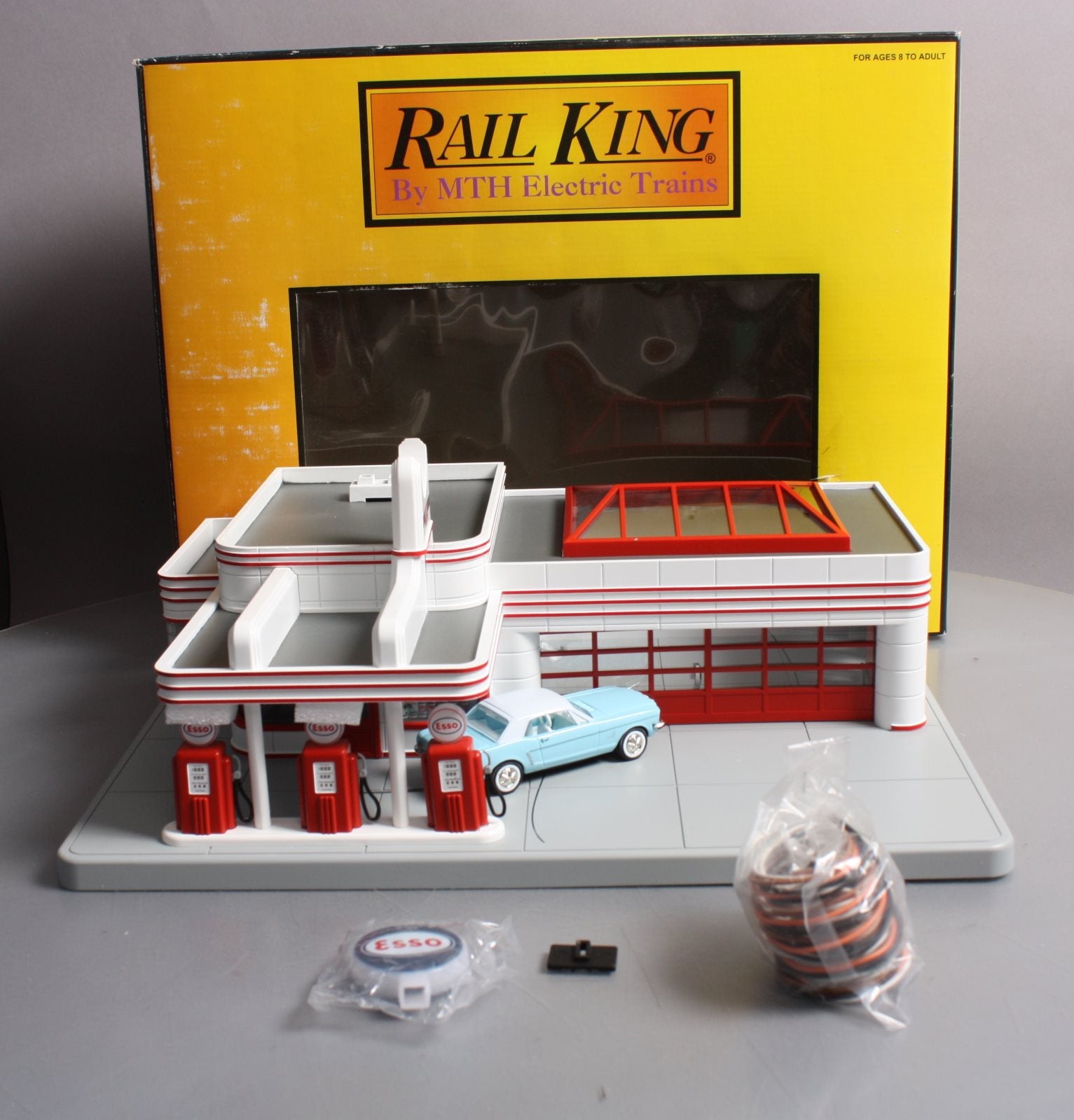 MTH 30-9106 O Gauge Esso Operating Gas Station LN/Box